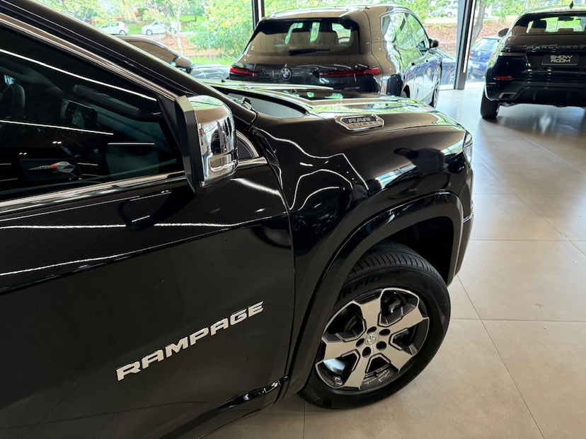 Foto do veículo RAM RAMPAGE  LARAMIE 2.0 GAS 2024 21.000 KM 189.000,00