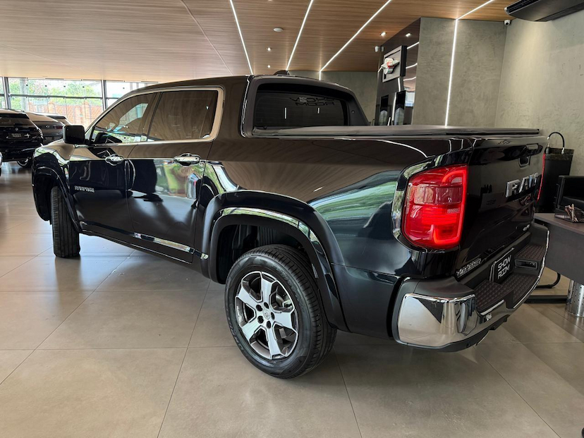Foto do veículo RAM RAMPAGE  LARAMIE 2.0 GAS 2024 21.000 KM 189.000,00