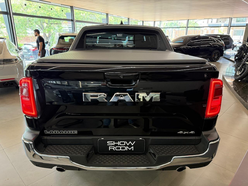 Foto do veículo RAM RAMPAGE  LARAMIE 2.0 GAS 2024 21.000 KM 189.000,00