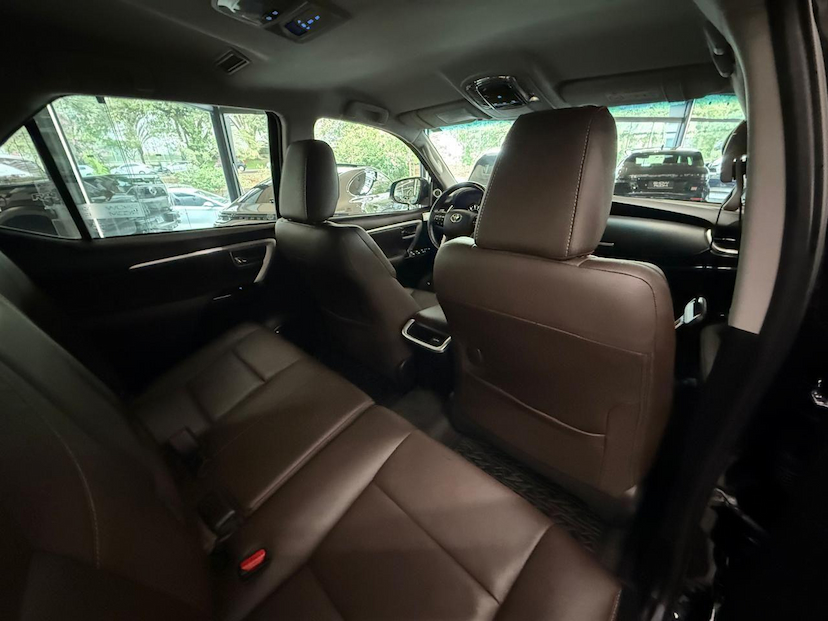 Foto do veículo TOYOTA HILUX  SWSRXA4FD 2019 96.342 KM 220.000,00