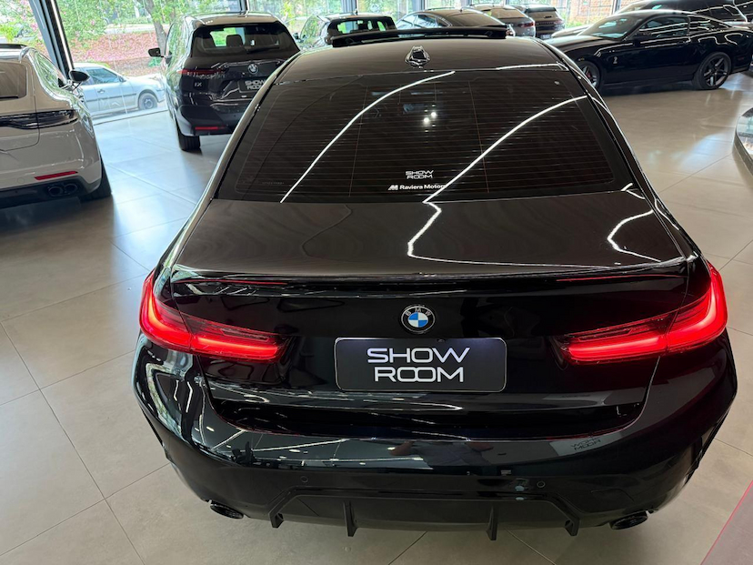 Foto do veículo BMW 320I  M SPORT FLEX 2023 35.000 KM 270.000,00