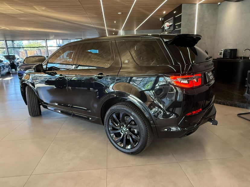 Foto do veículo LAND ROVER DISCOVERY DISC SPT D200 SE RD7L 2021 27.500 KM 230.000,00