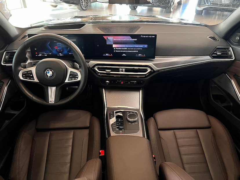 Foto do veículo BMW 320I  M SPORT FLEX 2024 9.300 KM 319.000,00