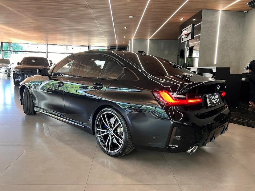 Foto do veículo BMW 320I  M SPORT FLEX 2024 9.300 KM 319.000,00