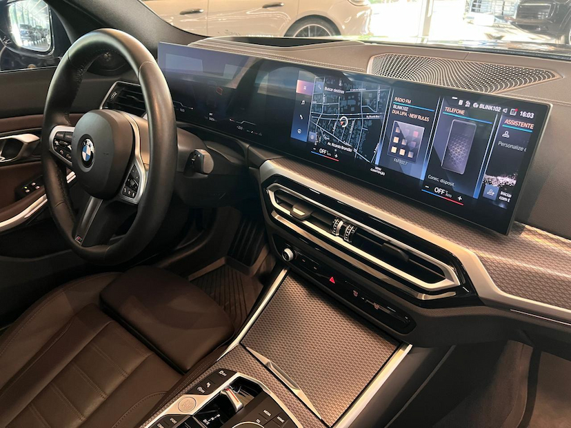 Foto do veículo BMW 320I  M SPORT FLEX 2024 9.300 KM 319.000,00