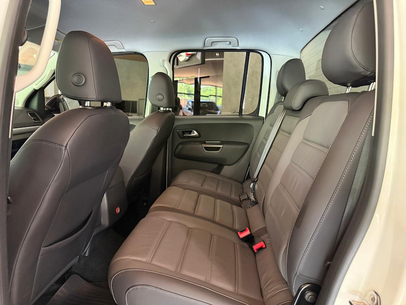 Foto do veículo VOLKSWAGEN AMAROK  V6 HIGH 2023 4.997 KM 239.000,00