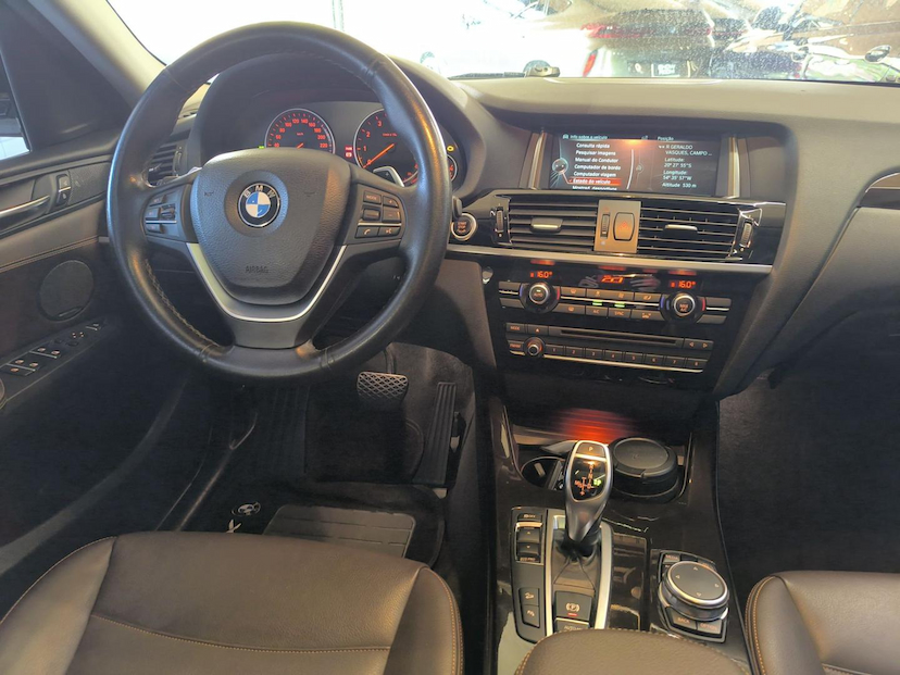 Foto do veículo BMW X4  XDRIVE28I 2015 85.228 KM 129.000,00