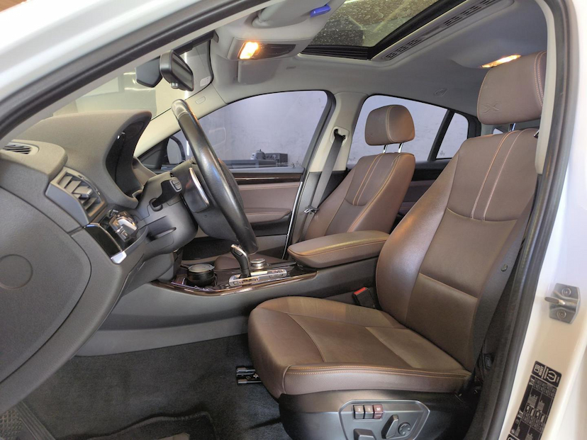 Foto do veículo BMW X4  XDRIVE28I 2015 85.228 KM 129.000,00