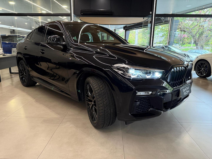 Foto do veículo BMW X6  XDRIVE40I 2020 46.850 KM 469.000,00