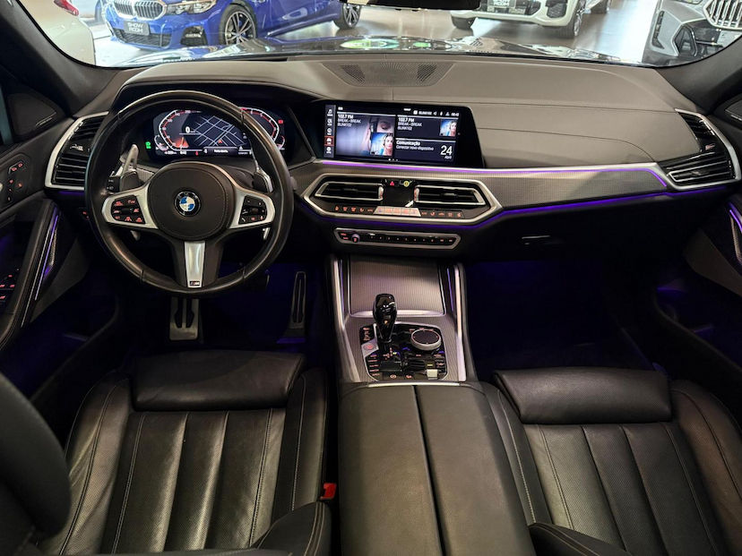 Foto do veículo BMW X6  XDRIVE40I 2020 46.850 KM 469.000,00
