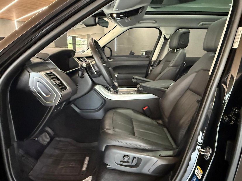 Foto do veículo LAND ROVER RANGE ROVER LR R.R SPT 3.0 TD HSE 2021 59.457 KM 379.000,00