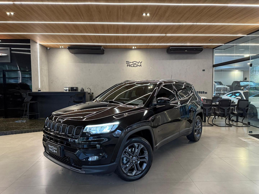 Foto do veículo JEEP COMPASS  LONG TF 2024 13.863 KM 159.000,00