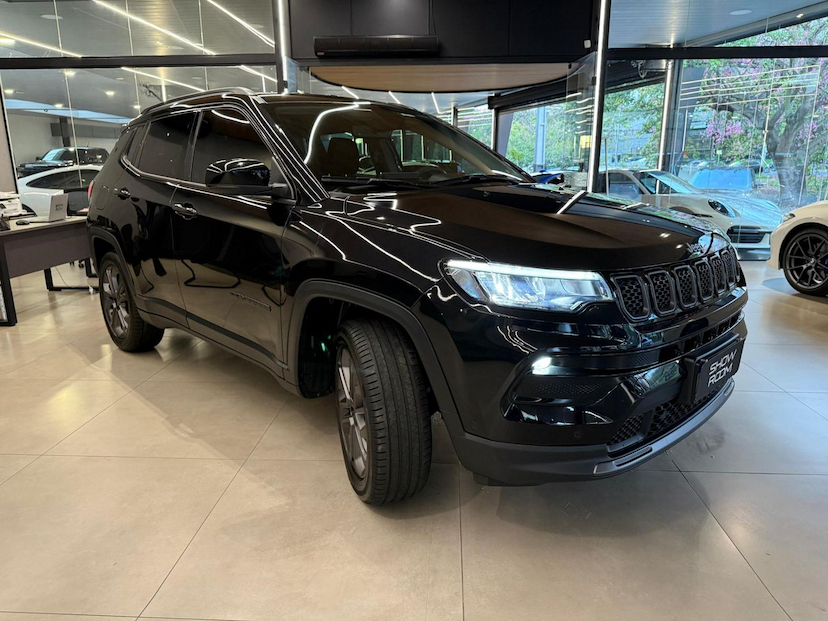 Foto do veículo JEEP COMPASS  LONG TF 2024 13.863 KM 159.000,00