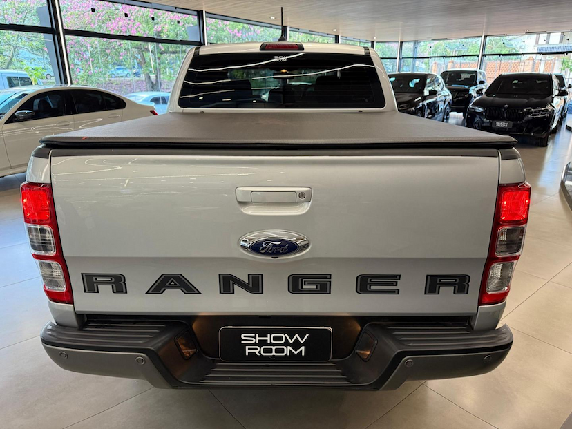 Foto do veículo FORD ROYALE  XLSCD2A22 2020 69.699 KM 145.000,00