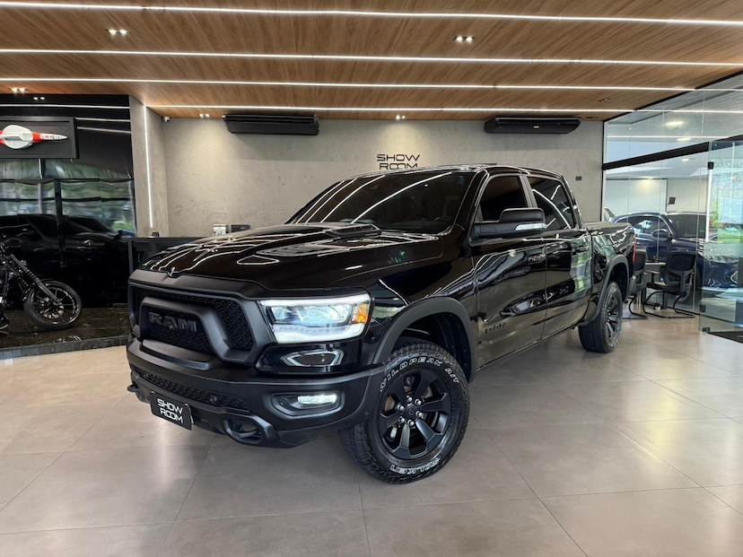 Foto do veículo RAM 1500  REBEL HEMI 2022 23.975 KM 369.000,00