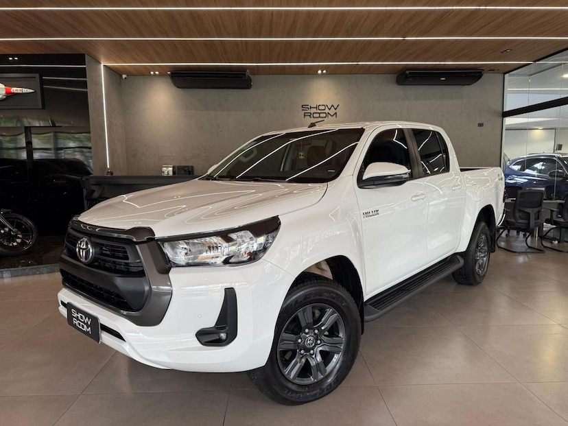 Foto do veículo TOYOTA HILUX  CDSR A4FD 2022 10.066 KM 220.000,00