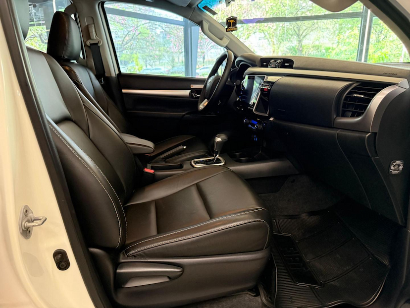 Foto do veículo TOYOTA HILUX  CDSR A4FD 2022 10.066 KM 220.000,00