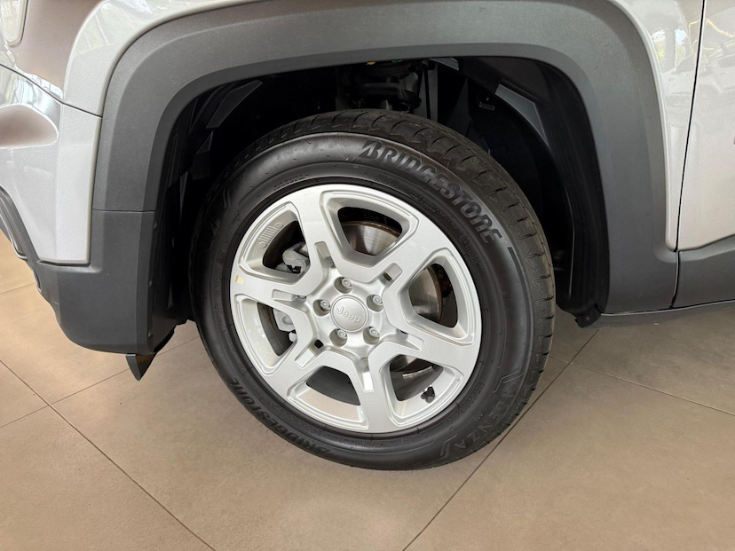 Foto do veículo JEEP RENEGADE  1.3 TURBO 2024 11.800 KM 110.000,00