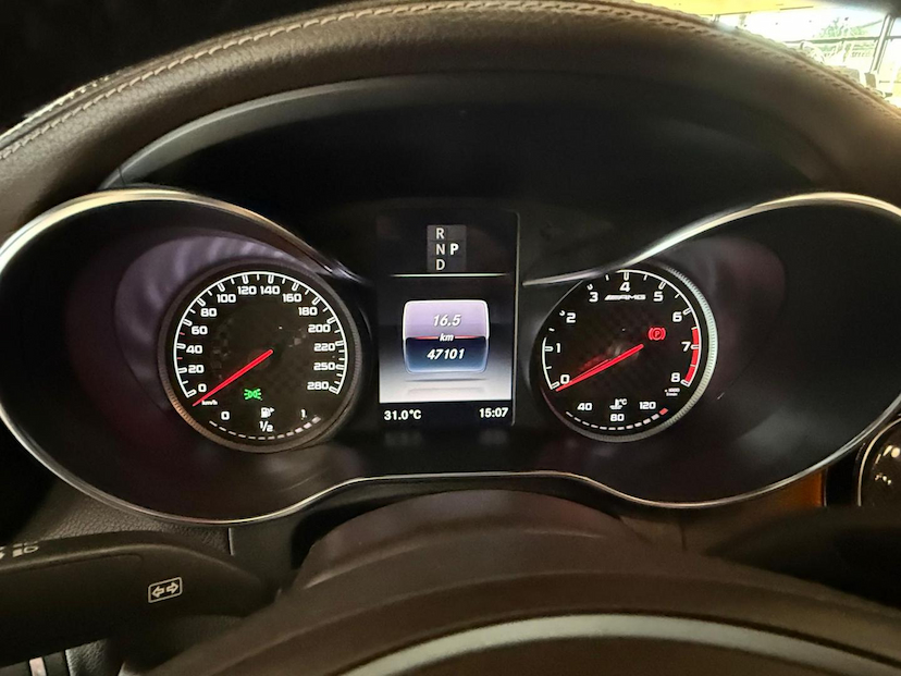 Foto do veículo MERCEDES-BENZ GLC 43 AMG  CO 2019 46.996 KM 285.000,00