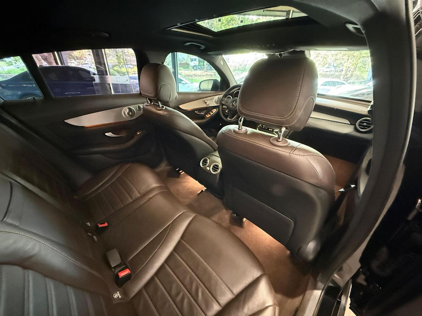 Foto do veículo MERCEDES-BENZ GLC 43 AMG  CO 2019 46.996 KM 285.000,00