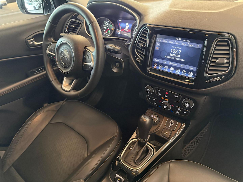 Foto do veículo JEEP COMPASS  LIMITED D 2021 70.611 KM 122.000,00