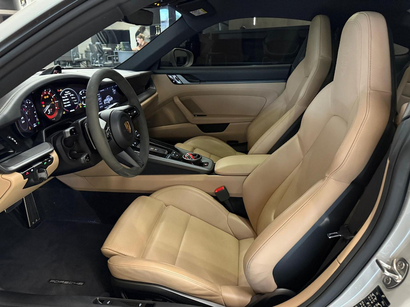 Foto do veículo PORSCHE 911  CARRERA S 2021 14.514 KM 839.000,00
