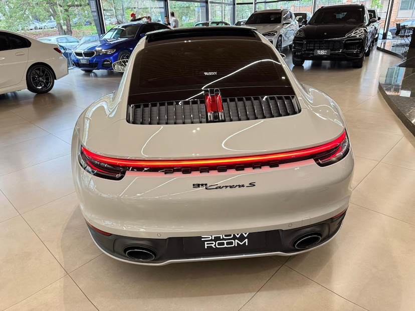 Foto do veículo PORSCHE 911  CARRERA S 2021 14.514 KM 839.000,00