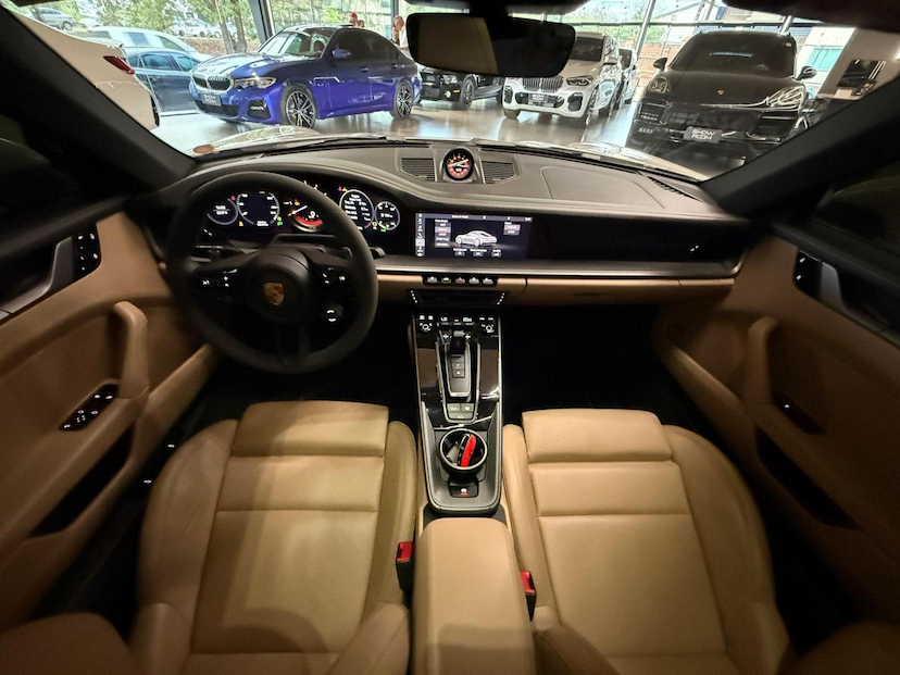 Foto do veículo PORSCHE 911  CARRERA S 2021 14.514 KM 839.000,00