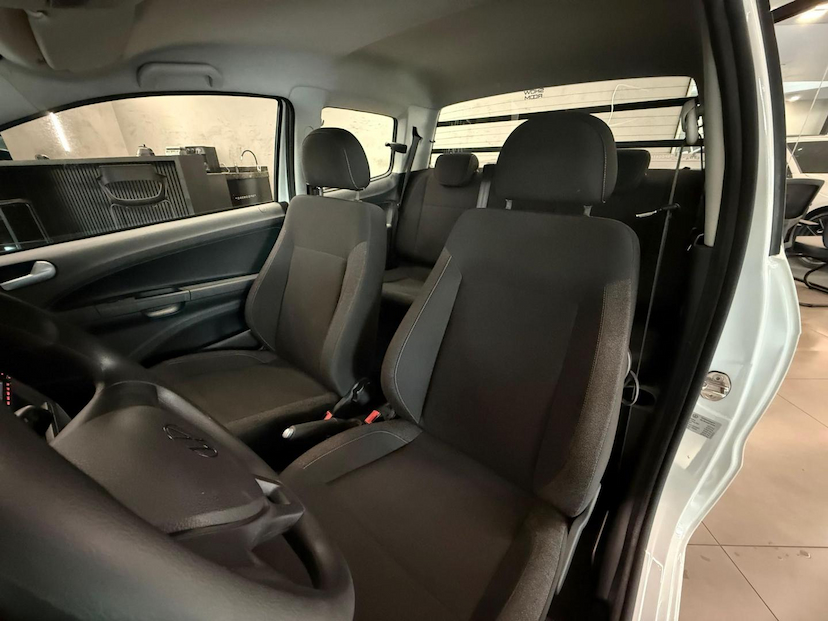 Foto do veículo VOLKSWAGEN SAVEIRO  CD RB MF 2025 6.350 KM 97.000,00