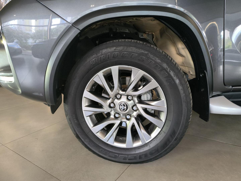 Foto do veículo TOYOTA HILUX  SWSRXA4FD 2021 78.761 KM 275.000,00