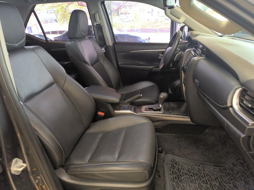 Foto do veículo TOYOTA HILUX  SWSRXA4FD 2021 78.761 KM 275.000,00