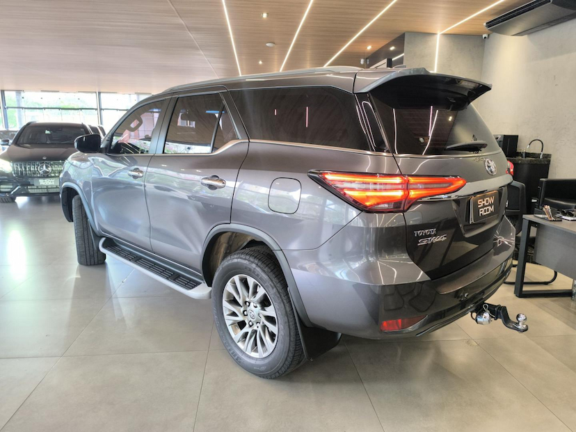 Foto do veículo TOYOTA HILUX  SWSRXA4FD 2021 78.761 KM 275.000,00