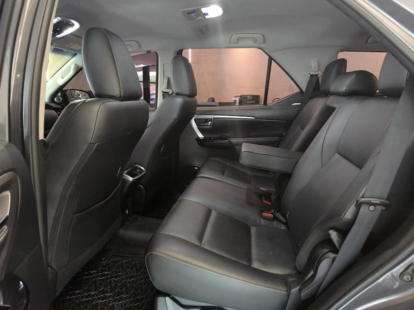 Foto do veículo TOYOTA HILUX  SWSRXA4FD 2021 78.761 KM 275.000,00