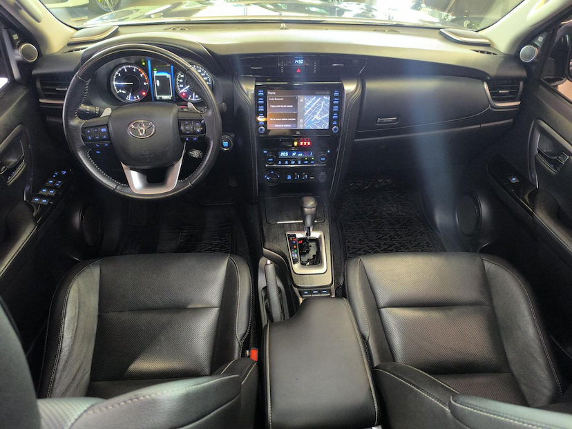 Foto do veículo TOYOTA HILUX  SWSRXA4FD 2021 78.761 KM 275.000,00