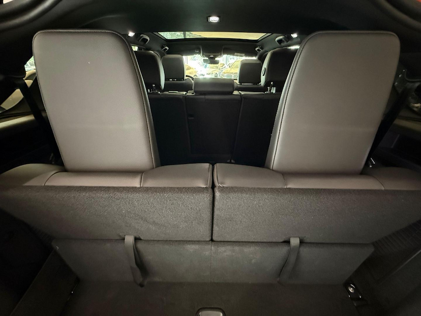 Foto do veículo LAND ROVER DISCOVERY DISC SPT D200 SE RD7L 2023 13.935 KM 279.000,00