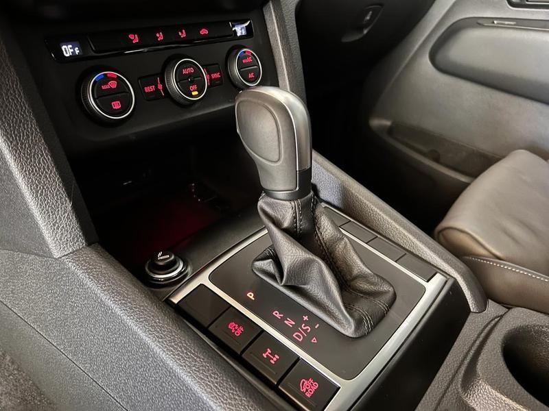 Foto do veículo VOLKSWAGEN AMAROK  V6 HIGH 2023 22.700 KM 225.000,00