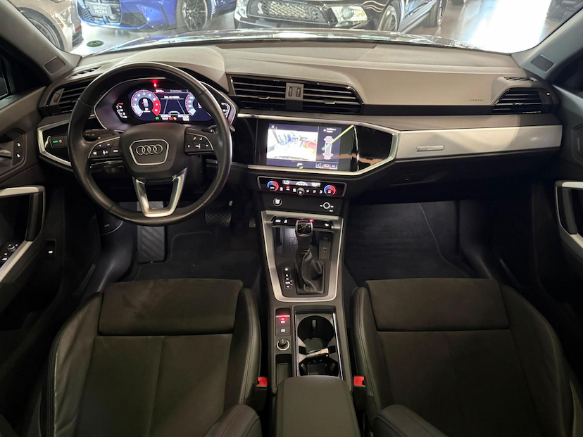 Foto do veículo AUDI Q3  1.4TFSI 2021 22.340 KM 199.000,00