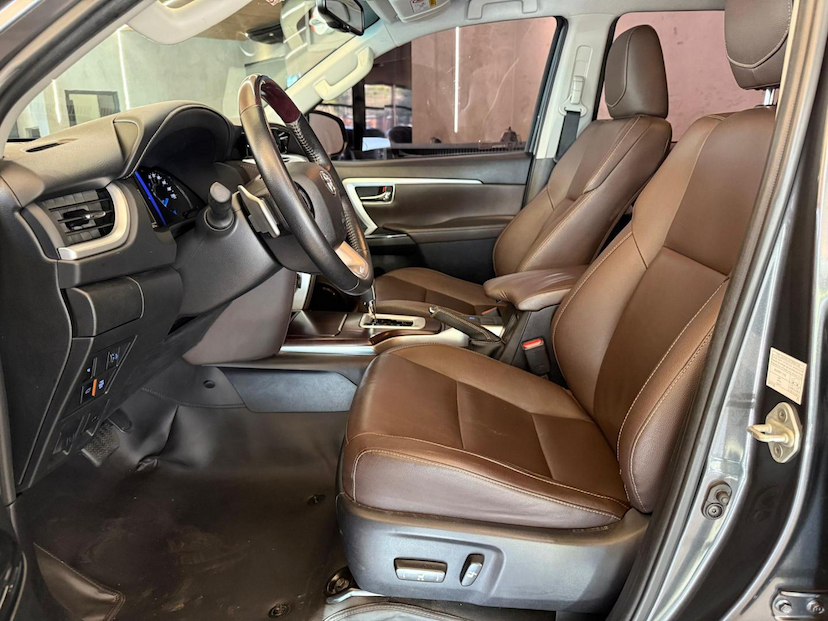 Foto do veículo TOYOTA HILUX  SWSRVA2HF 2020 39.261 KM 205.000,00