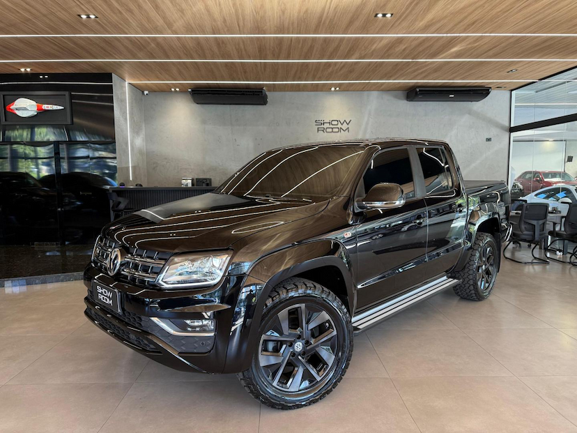 Foto do veículo VOLKSWAGEN AMAROK  HIGHLINE CD 3.0 4X4 TB DIES. AUT. 2023 22.700 KM 239.000,00