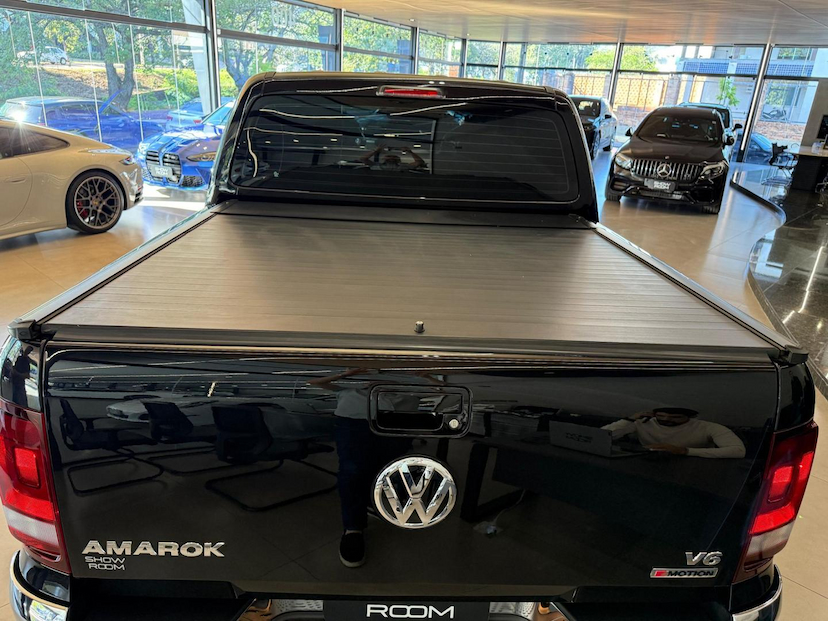 Foto do veículo VOLKSWAGEN AMAROK  HIGHLINE CD 3.0 4X4 TB DIES. AUT. 2023 22.700 KM 239.000,00