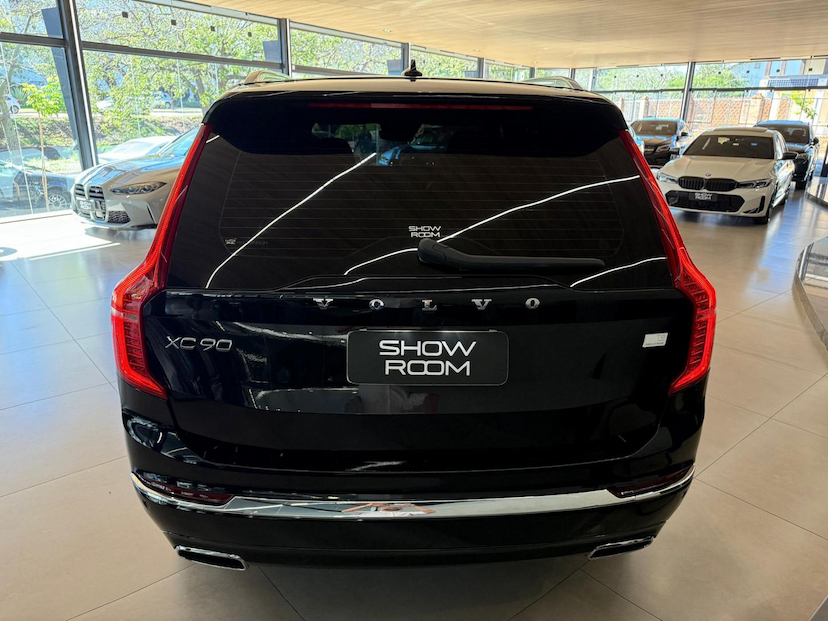 Foto do veículo VOLVO XC90  T8 MOMENTUM 2021 41.710 KM 295.000,00