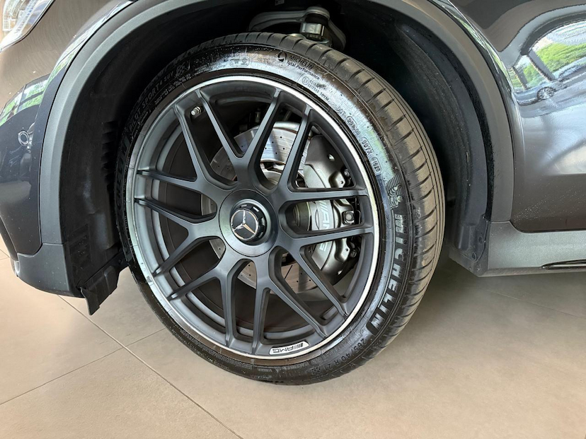 Foto do veículo MERCEDES-BENZ GLC 63 AMG  4M 2020 43.000 KM 455.000,00