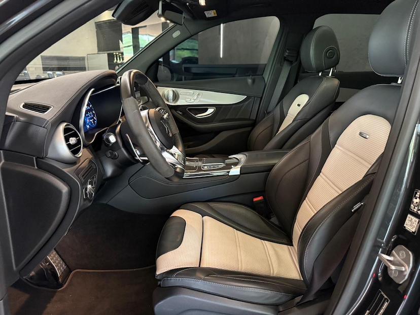 Foto do veículo MERCEDES-BENZ GLC 63 AMG  4M 2020 43.000 KM 455.000,00