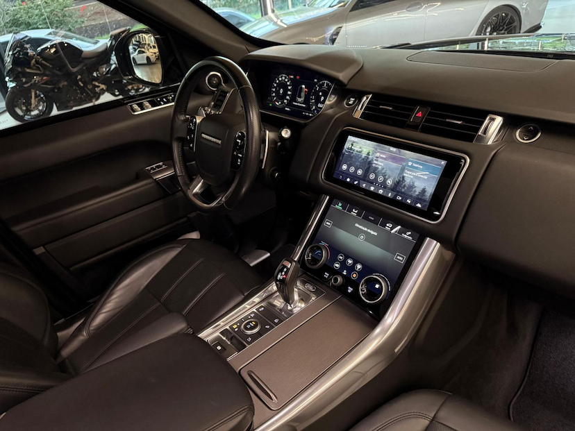 Foto do veículo LAND ROVER RANGE ROVER LR R.R SPT 3.0 TD HSE 2022 60.086 KM 425.000,00