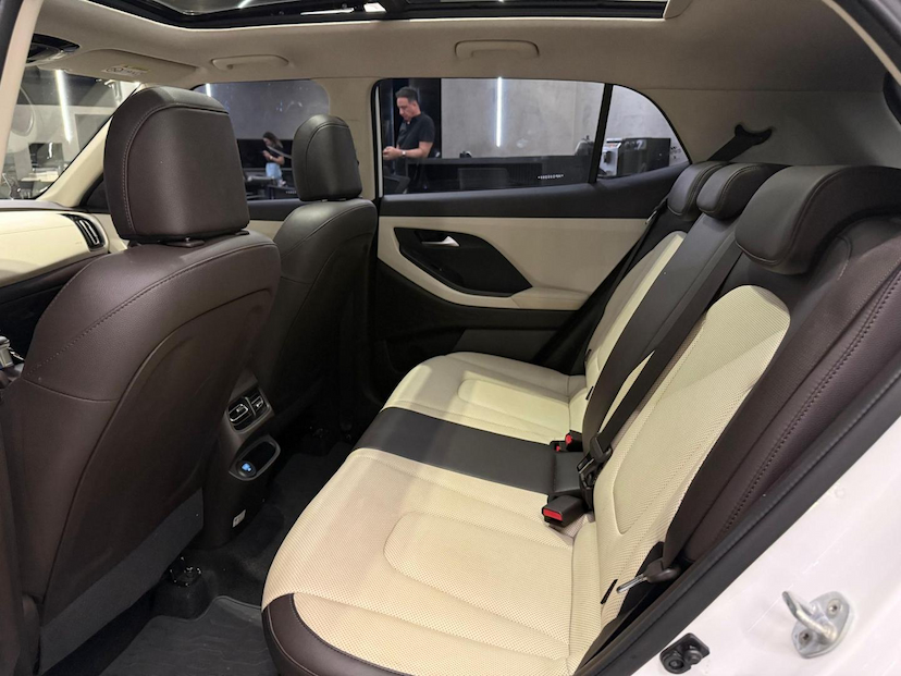Foto do veículo HYUNDAI CRETA 20A ULTIMTE 2022 24.710 KM 134.000,00