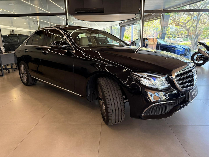 Foto do veículo MERCEDES-BENZ E 250 E250 EXC 2018 45.561 KM 199.000,00