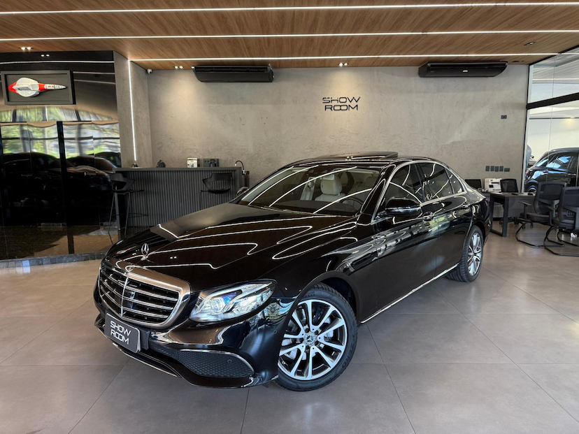 Foto do veículo MERCEDES-BENZ E 250 E250 EXC 2018 45.561 KM 199.000,00