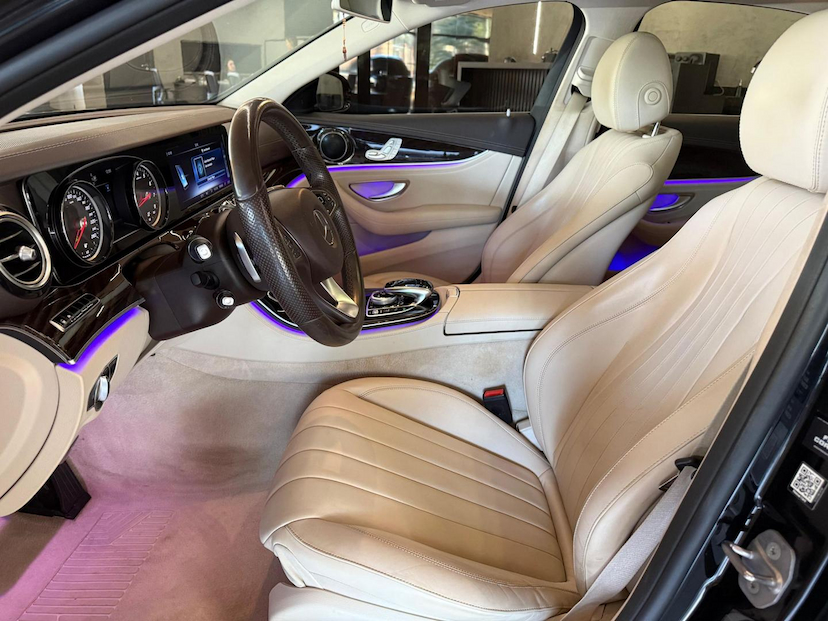 Foto do veículo MERCEDES-BENZ E 250 E250 EXC 2018 45.561 KM 199.000,00