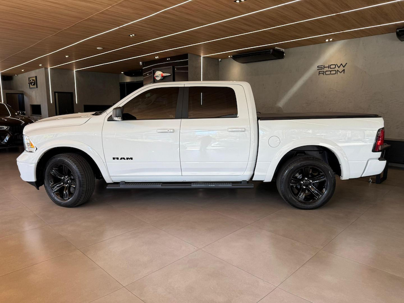 Foto do veículo RAM CLASSIC  LAIE 2023 31.000 KM 285.000,00