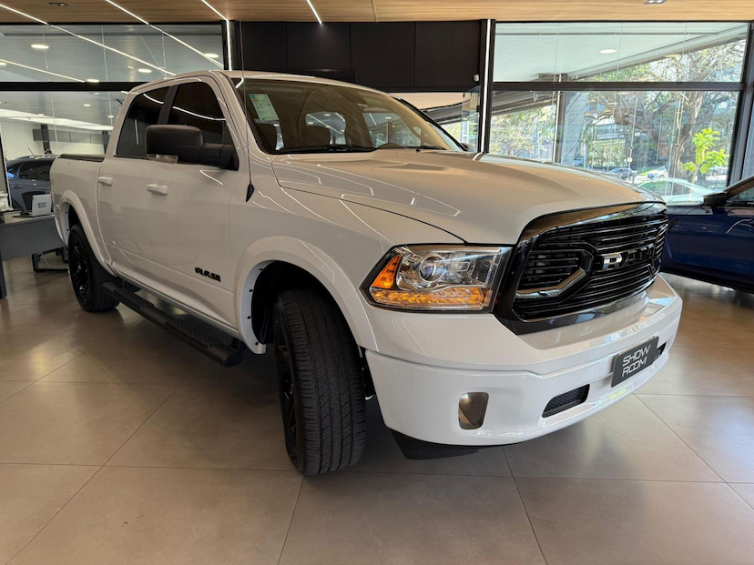 Foto do veículo RAM CLASSIC  LAIE 2023 31.000 KM 285.000,00
